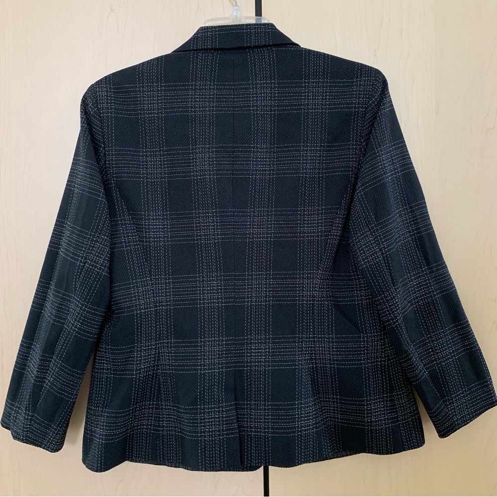 Black Label by Evan-Picone Blazer Jacket Women's Long Sleeve Button Black Size 8 - Picture 2 of 16